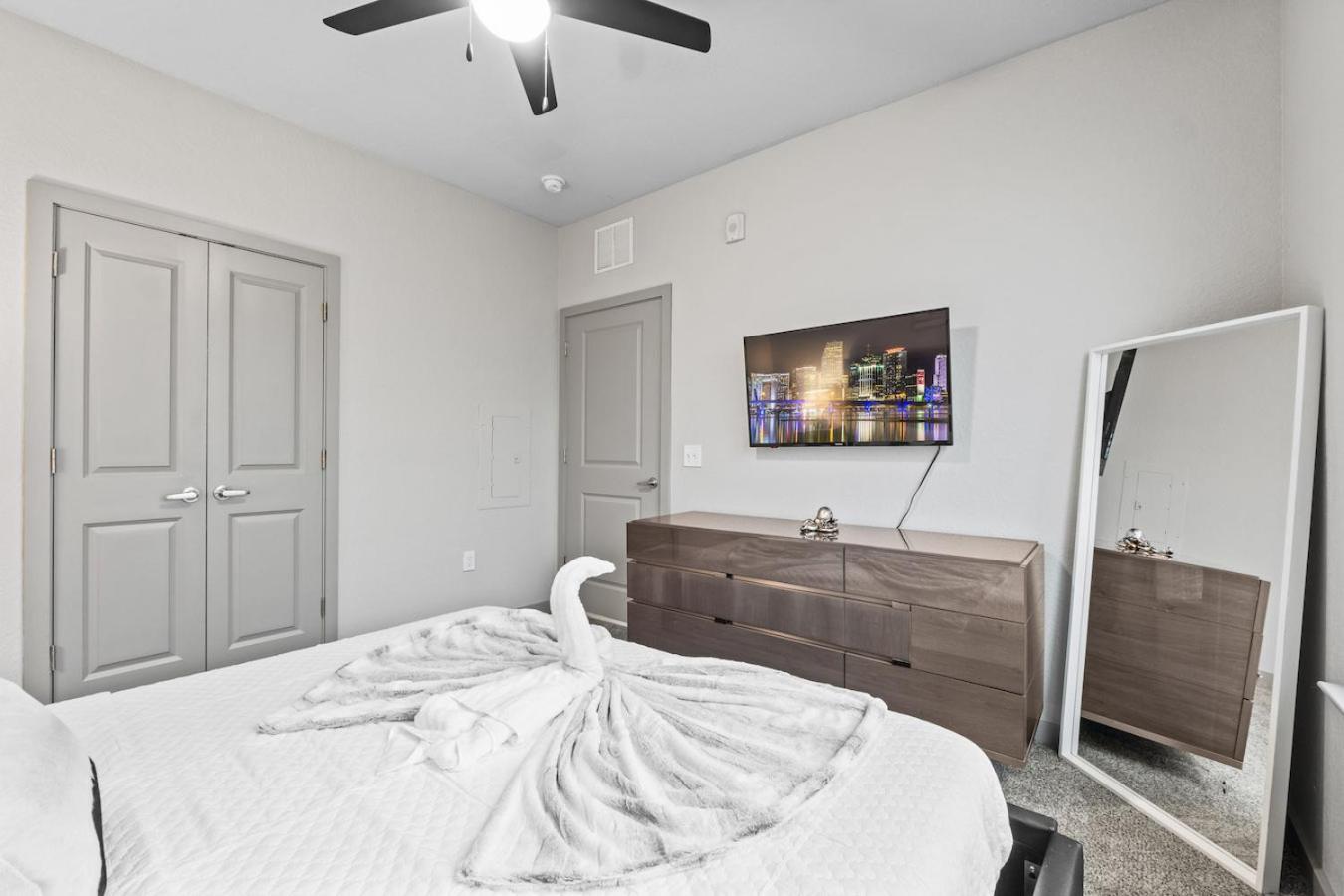 Tropicana Field 1 Bed In Downtown St Pete With Free Parking Сейнт Питърсбърг Екстериор снимка