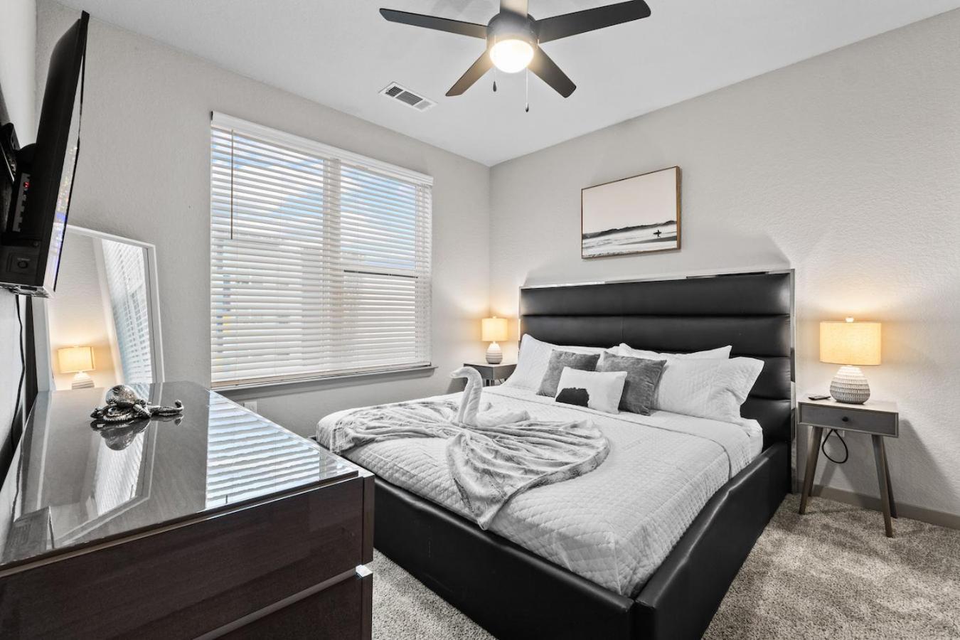 Tropicana Field 1 Bed In Downtown St Pete With Free Parking Сейнт Питърсбърг Екстериор снимка